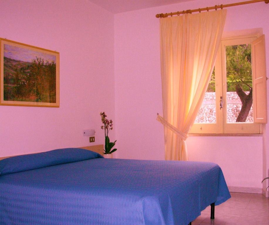 Hotel Settebello Maratea Rum bild